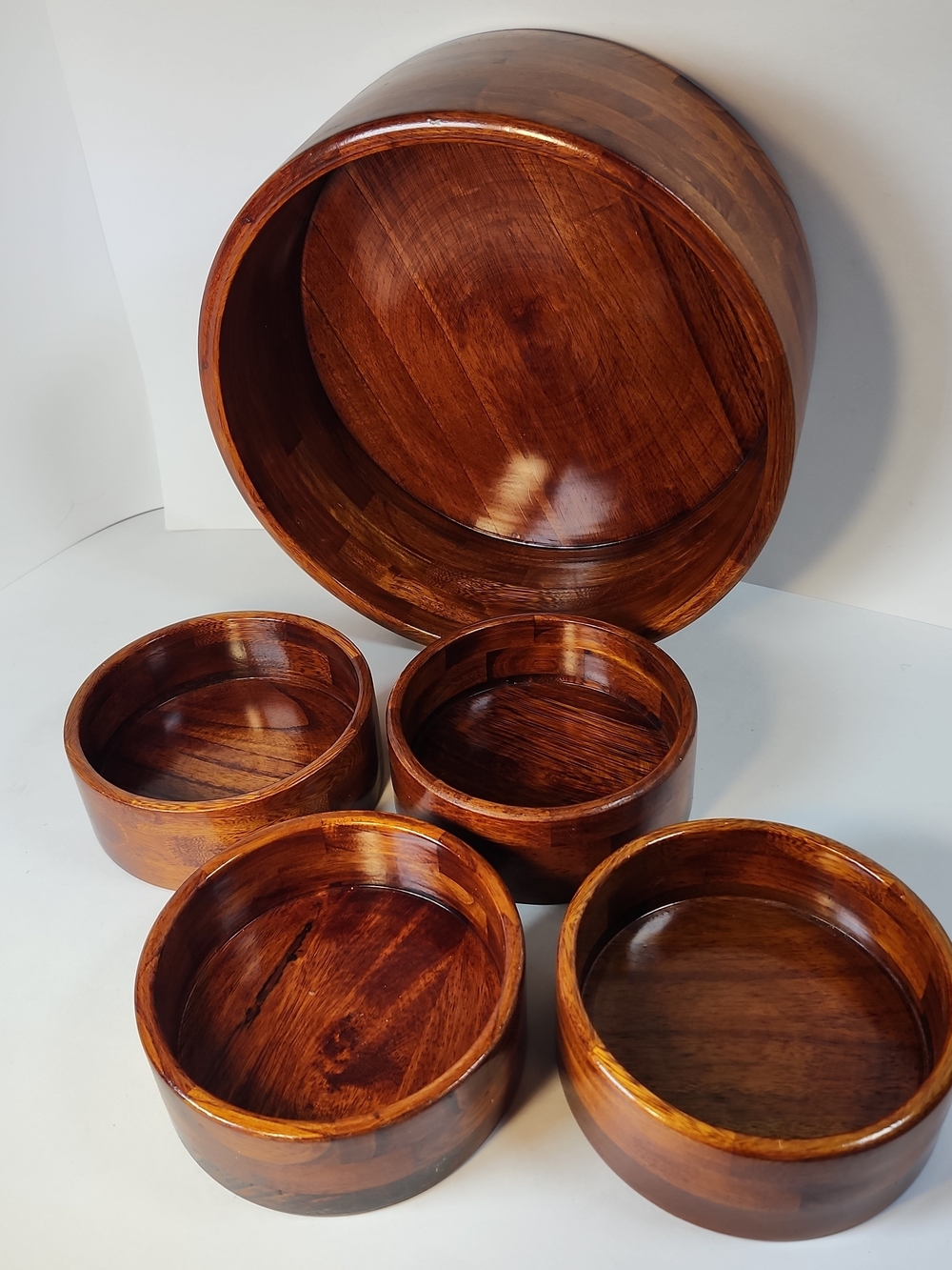 Vintage wooden glossed 12" large salad bowl and 4 6" serving bowls